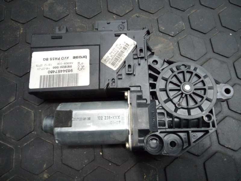 Recambio de motor elevalunas delantero derecho para peugeot 307 (s1) xr referencia OEM IAM 0130821766 9634457480 