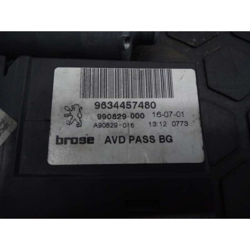 Recambio de motor elevalunas delantero derecho para peugeot 307 (s1) xr referencia OEM IAM 0130821766 9634457480 