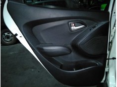 Recambio de guarnecido puerta trasera izquierda para hyundai ix35 comfort 2wd referencia OEM IAM   