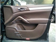 GUARNECIDO PUERTA DELANTERA DERECHA 