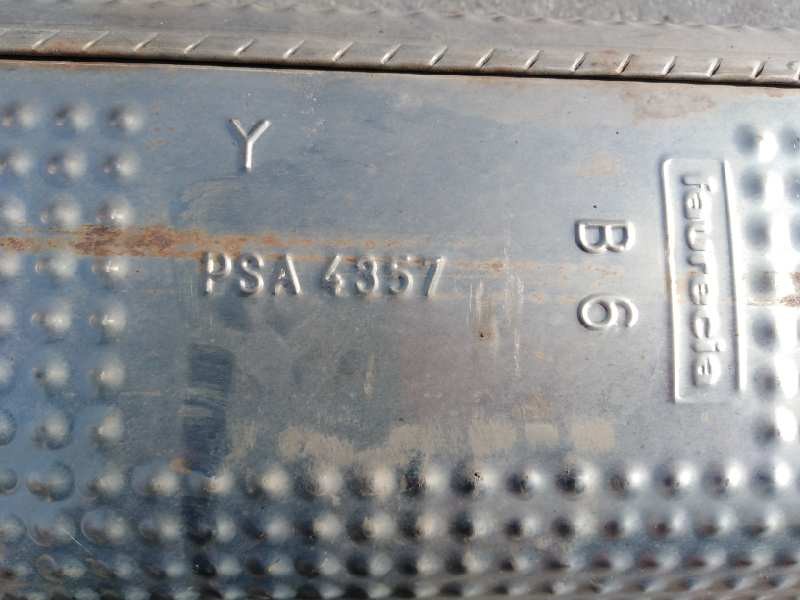 Recambio de tubo escape completo para peugeot 208 allure referencia OEM IAM 0466L7A PSA4957 PV-01-3