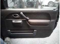 Recambio de guarnecido puerta delantera derecha para suzuki jimny sn (fj) techo metálico referencia OEM IAM 8370181AC0BCF  