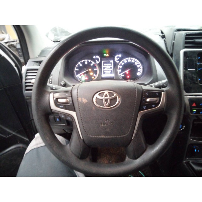 Recambio de volante para toyota land cruiser (j15) gx referencia OEM IAM   