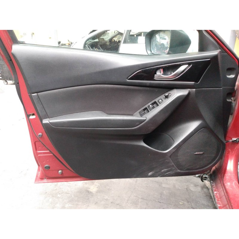 Recambio de guarnecido puerta delantera izquierda para mazda 3 lim. () evolution referencia OEM IAM   