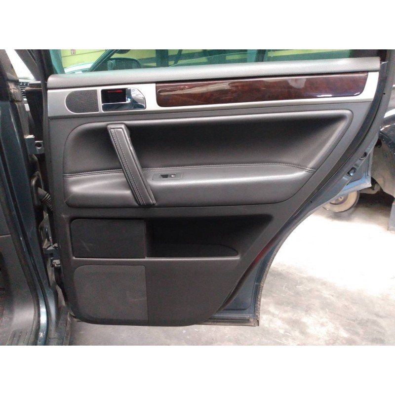 Recambio de guarnecido puerta trasera derecha para volkswagen touareg (7l6) tdi v6 +motion referencia OEM IAM   