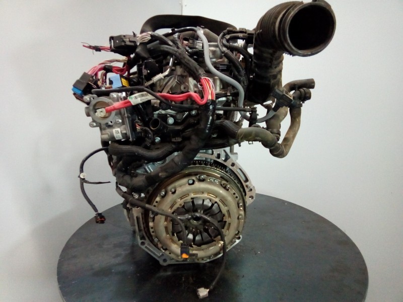 Recambio de despiece motor para dacia duster laureate 4x2 referencia OEM IAM H5F408 DESPIECE M1-B3-22