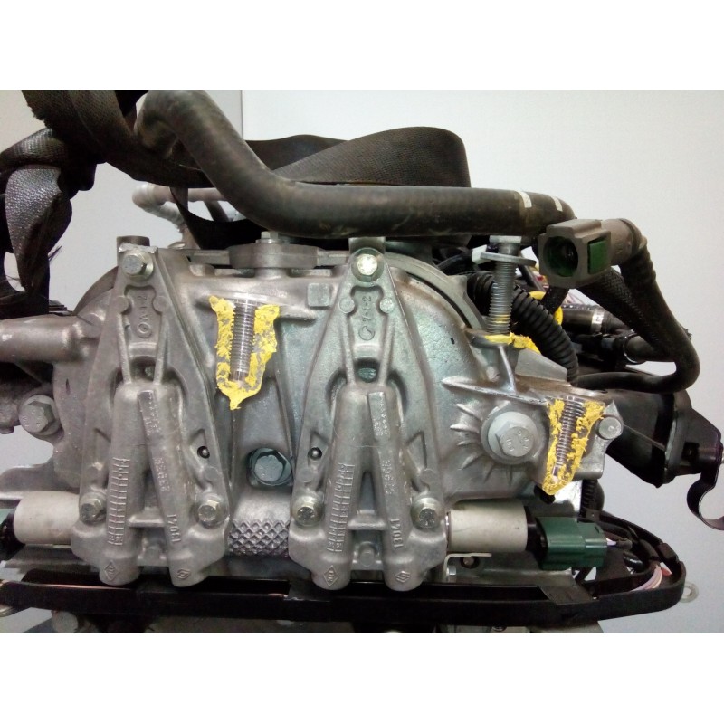 Recambio de despiece motor para dacia duster laureate 4x2 referencia OEM IAM H5F408 DESPIECE M1-B3-22