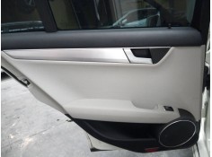 GUARNECIDO PUERTA TRASERA IZQUIERDA 