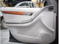 GUARNECIDO PUERTA DELANTERA IZQUIERDA 