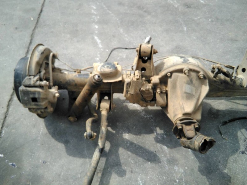 Recambio de puente trasero para toyota land cruiser (j10) td vx referencia OEM IAM   ESTANTERIA 4