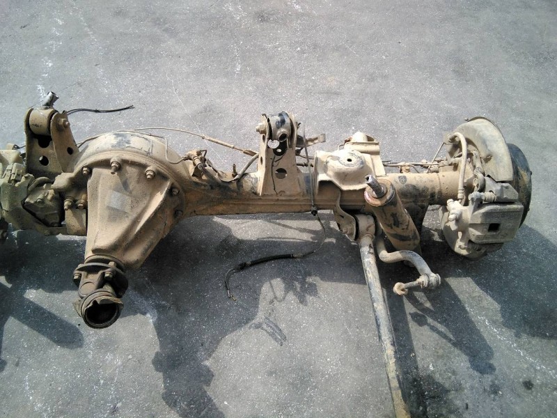 Recambio de puente trasero para toyota land cruiser (j10) td vx referencia OEM IAM   ESTANTERIA 4