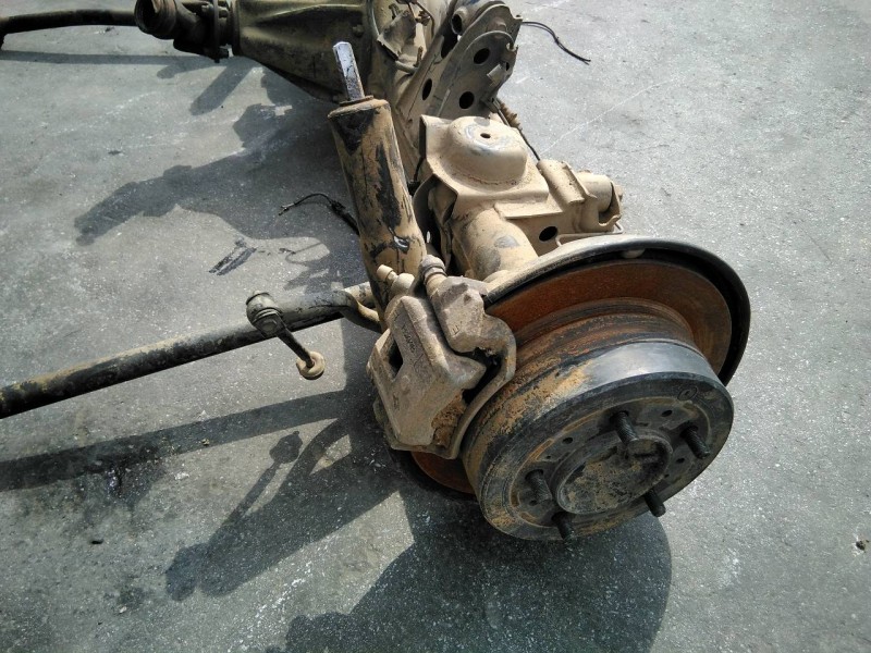 Recambio de puente trasero para toyota land cruiser (j10) td vx referencia OEM IAM   ESTANTERIA 4