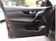 GUARNECIDO PUERTA DELANTERA IZQUIERDA 