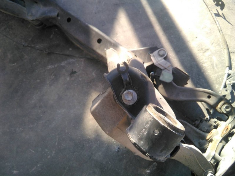 Recambio de puente trasero para seat exeo berlina (3r2) sport referencia OEM IAM 3R0505315  