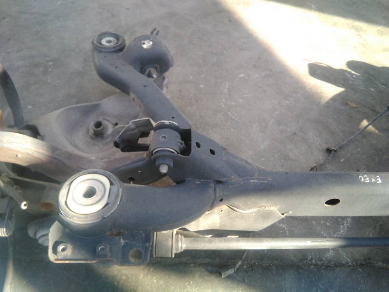 Recambio de puente trasero para seat exeo berlina (3r2) sport referencia OEM IAM 3R0505315  