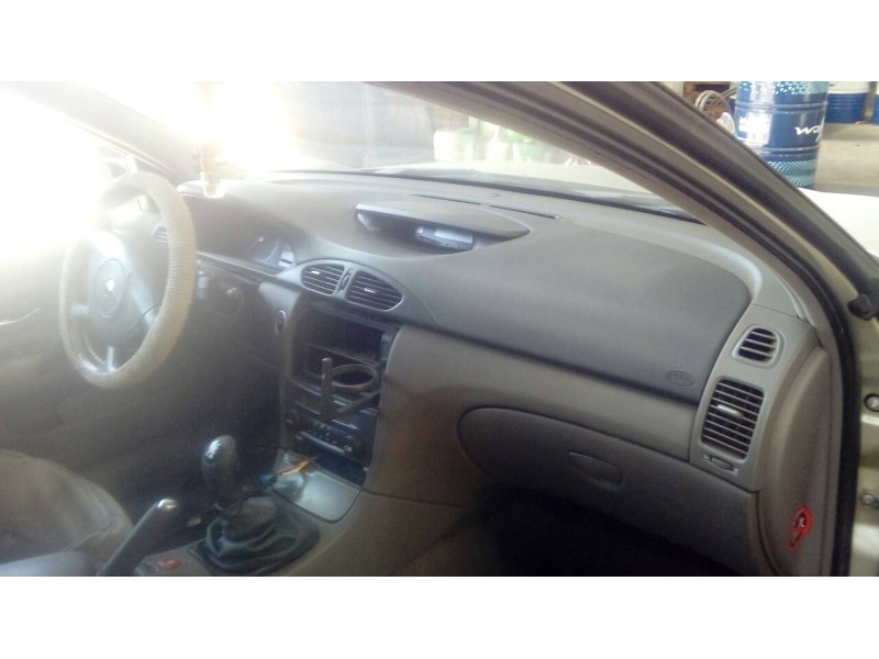 renault laguna ii (bg0) del año 2001