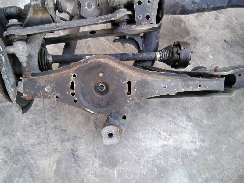 Recambio de brazo suspension inferior trasero izquierdo para audi q3 (8u) 2.0 tdi (103kw) advance referencia OEM IAM 1K0505371  