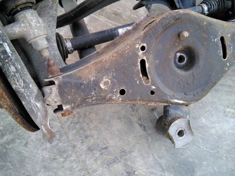 Recambio de brazo suspension inferior trasero izquierdo para audi q3 (8u) 2.0 tdi (103kw) advance referencia OEM IAM 1K0505371  