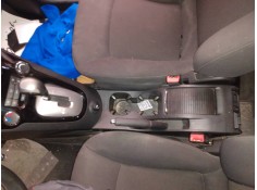 Recambio de consola central para chevrolet orlando lt+ referencia OEM IAM   