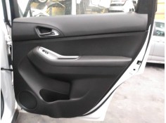Recambio de guarnecido puerta trasera derecha para chevrolet orlando lt+ referencia OEM IAM   
