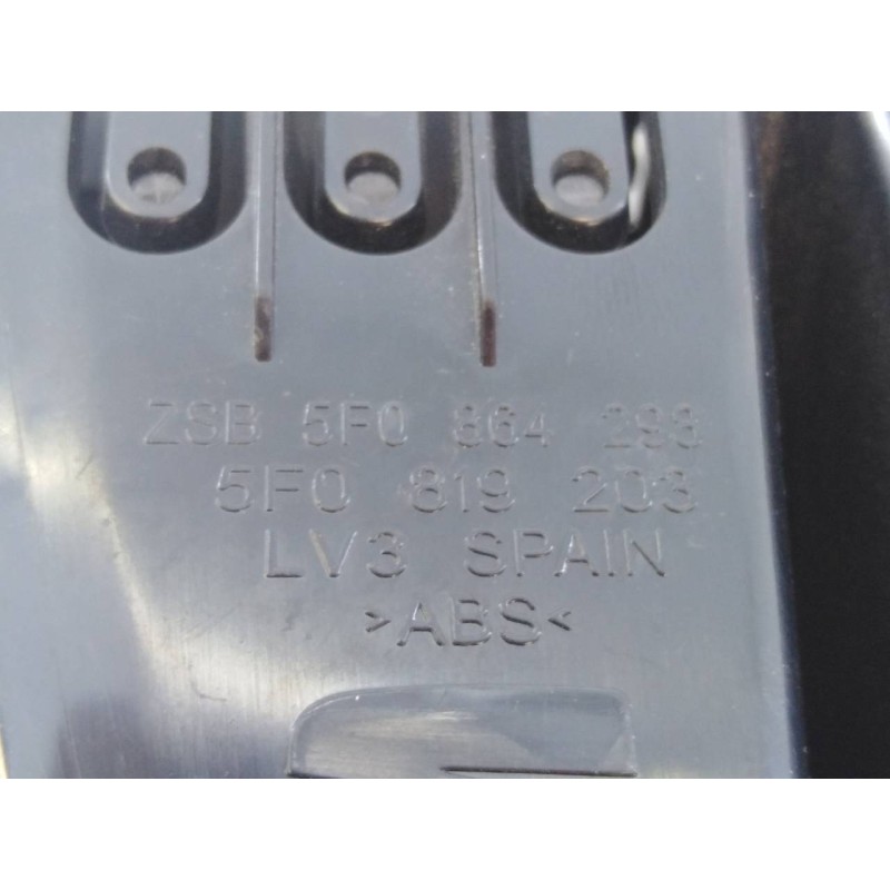 Recambio de rejilla aireadora para seat leon (1m1) referencia OEM IAM 5F0819203 ZSB5F0864298 