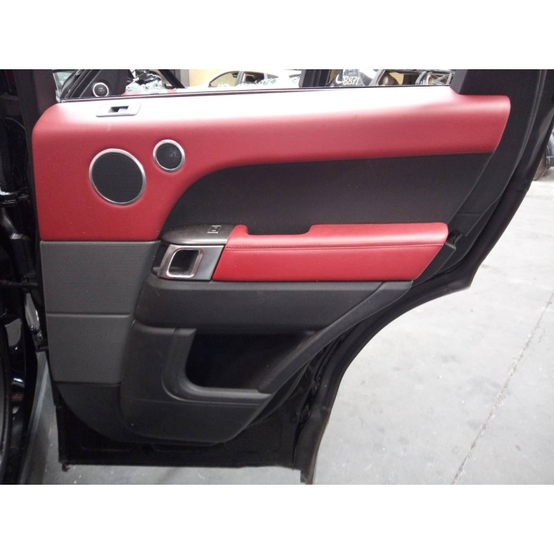 Recambio de guarnecido puerta trasera derecha para land rover range rover sport hse dynamic referencia OEM IAM   