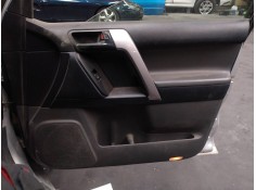 GUARNECIDO PUERTA DELANTERA DERECHA 