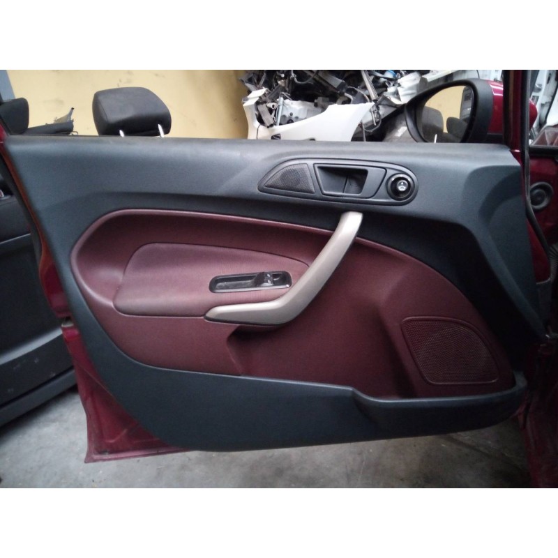 Recambio de guarnecido puerta delantera izquierda para ford fiesta (cb1) ambiente referencia OEM IAM   