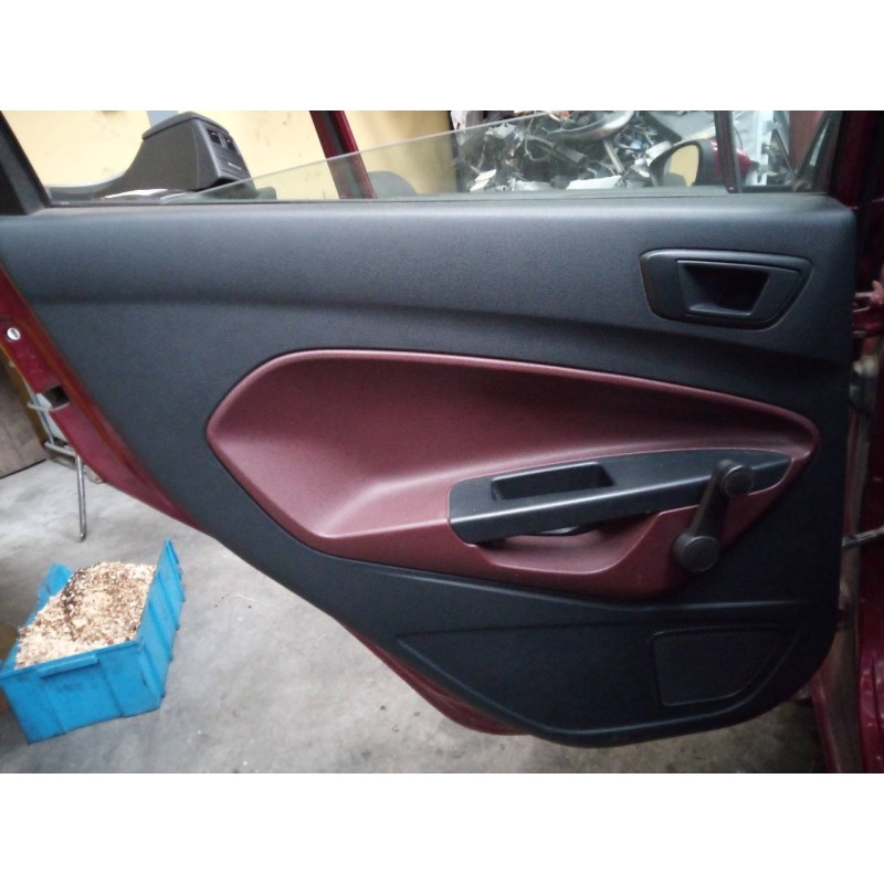 Recambio de guarnecido puerta trasera izquierda para ford fiesta (cb1) ambiente referencia OEM IAM   
