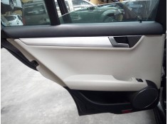 GUARNECIDO PUERTA TRASERA IZQUIERDA 