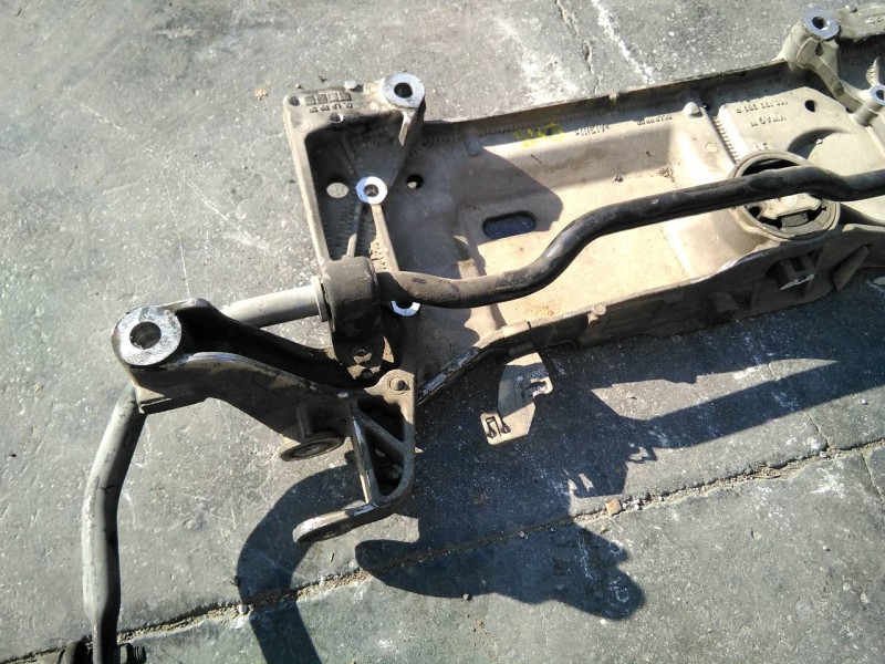 Recambio de puente delantero para volkswagen golf v berlina (1k1) highline referencia OEM IAM 1K0199369F  PV-2-3