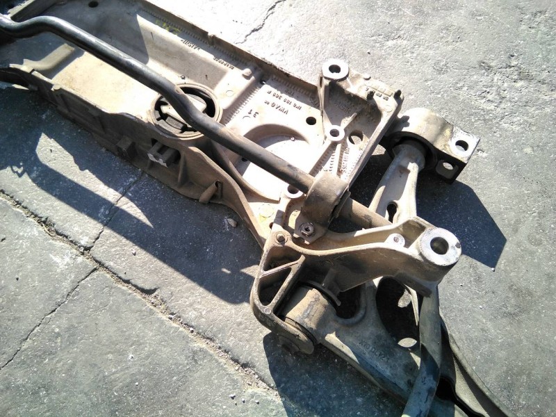 Recambio de puente delantero para volkswagen golf v berlina (1k1) highline referencia OEM IAM 1K0199369F  PV-2-3