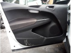 GUARNECIDO PUERTA DELANTERA IZQUIERDA 