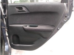 GUARNECIDO PUERTA TRASERA DERECHA 