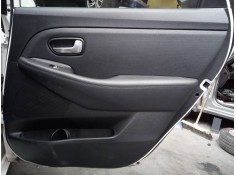 Recambio de guarnecido puerta trasera derecha para kia carens ( ) drive referencia OEM IAM   