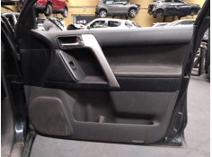 GUARNECIDO PUERTA DELANTERA DERECHA 