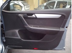 GUARNECIDO PUERTA DELANTERA DERECHA 