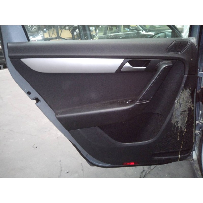 Recambio de guarnecido puerta trasera izquierda para volkswagen passat variant (365) advance bluemotion referencia OEM IAM   
