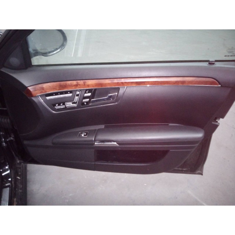 Recambio de guarnecido puerta delantera derecha para mercedes clase s (w221) berlina 320 / 350 cdi 4-matic (221.080) referencia 