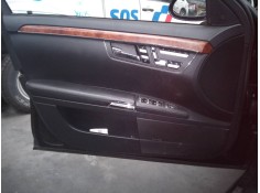 GUARNECIDO PUERTA DELANTERA IZQUIERDA 