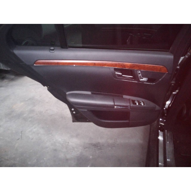 Recambio de guarnecido puerta trasera izquierda para mercedes clase s (w221) berlina 320 / 350 cdi 4-matic (221.080) referencia 