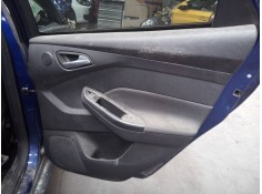 GUARNECIDO PUERTA TRASERA DERECHA 