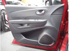 Recambio de guarnecido puerta delantera izquierda para renault captur zen referencia OEM IAM   