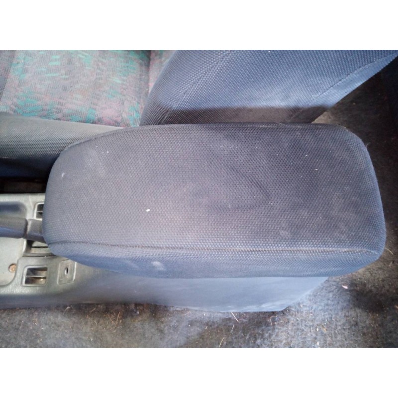 Recambio de consola central para mitsubishi montero sport (k90) 2.5 td gls plus referencia OEM IAM   