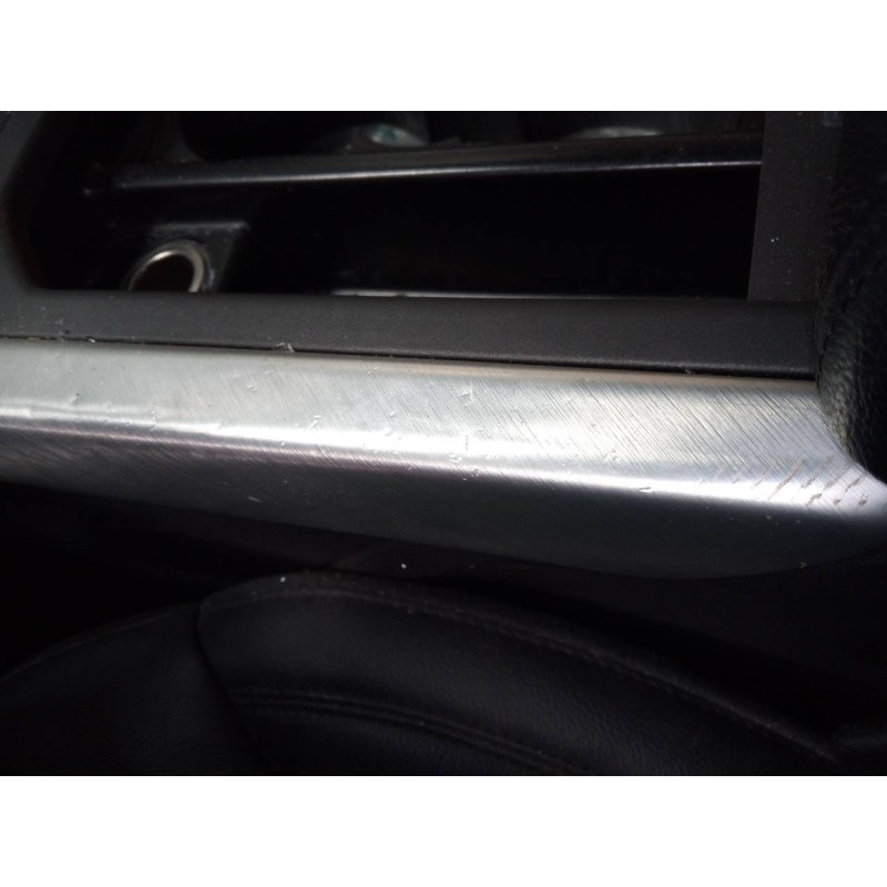 Recambio de consola central para land rover evoque se referencia OEM IAM   