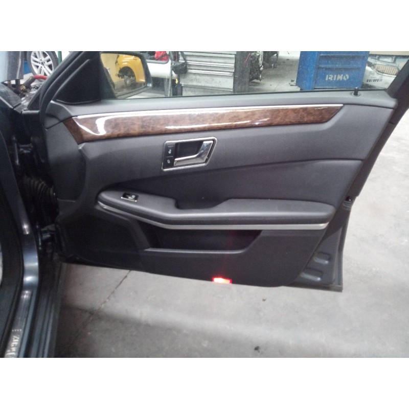 Recambio de guarnecido puerta delantera derecha para mercedes clase e (w212) lim. e 200 cdi blueefficiency (212.005) referencia 