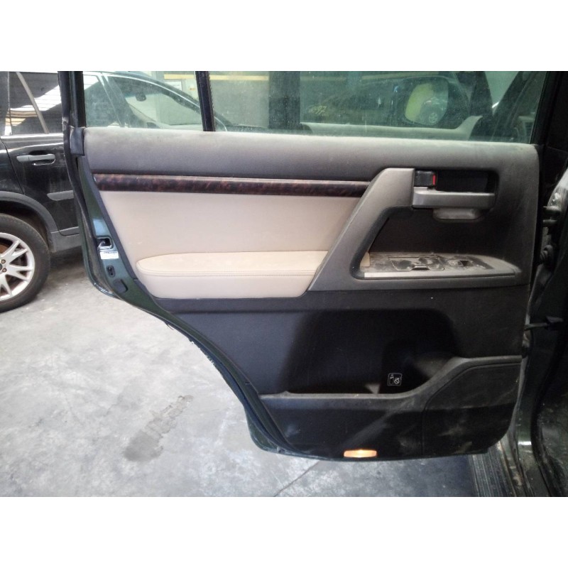 Recambio de guarnecido puerta trasera izquierda para toyota land cruiser 200 (j14) vxl referencia OEM IAM   