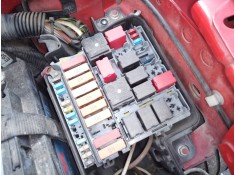 Recambio de caja reles / fusibles para alfa romeo mito (145) distinctive referencia OEM IAM 50515343  