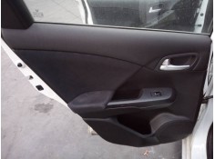 GUARNECIDO PUERTA TRASERA IZQUIERDA 