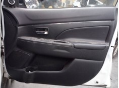 GUARNECIDO PUERTA DELANTERA DERECHA 